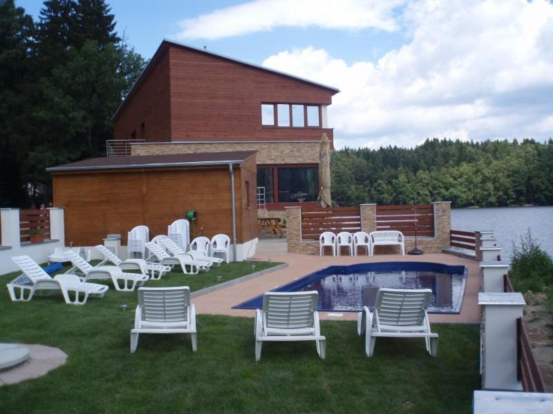 Penzion Ratmirak Maly Ratmirov Exterior photo